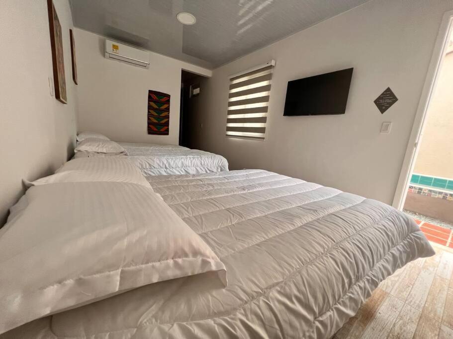Willa Nueva En San Antonio Cali, La Casa De Tona Zewnętrze zdjęcie