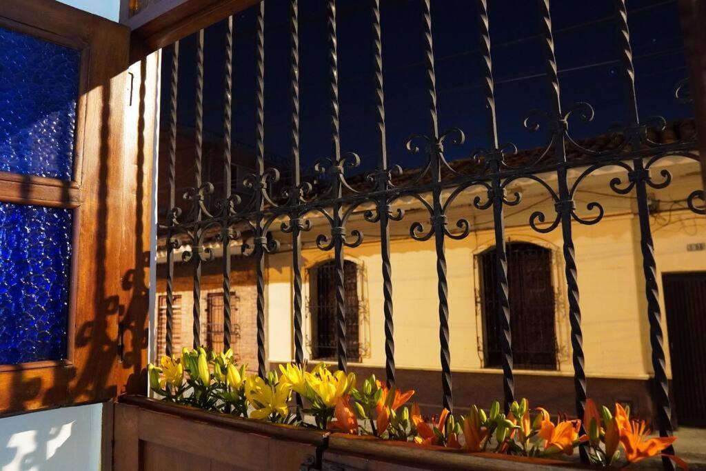 Willa Nueva En San Antonio Cali, La Casa De Tona Zewnętrze zdjęcie